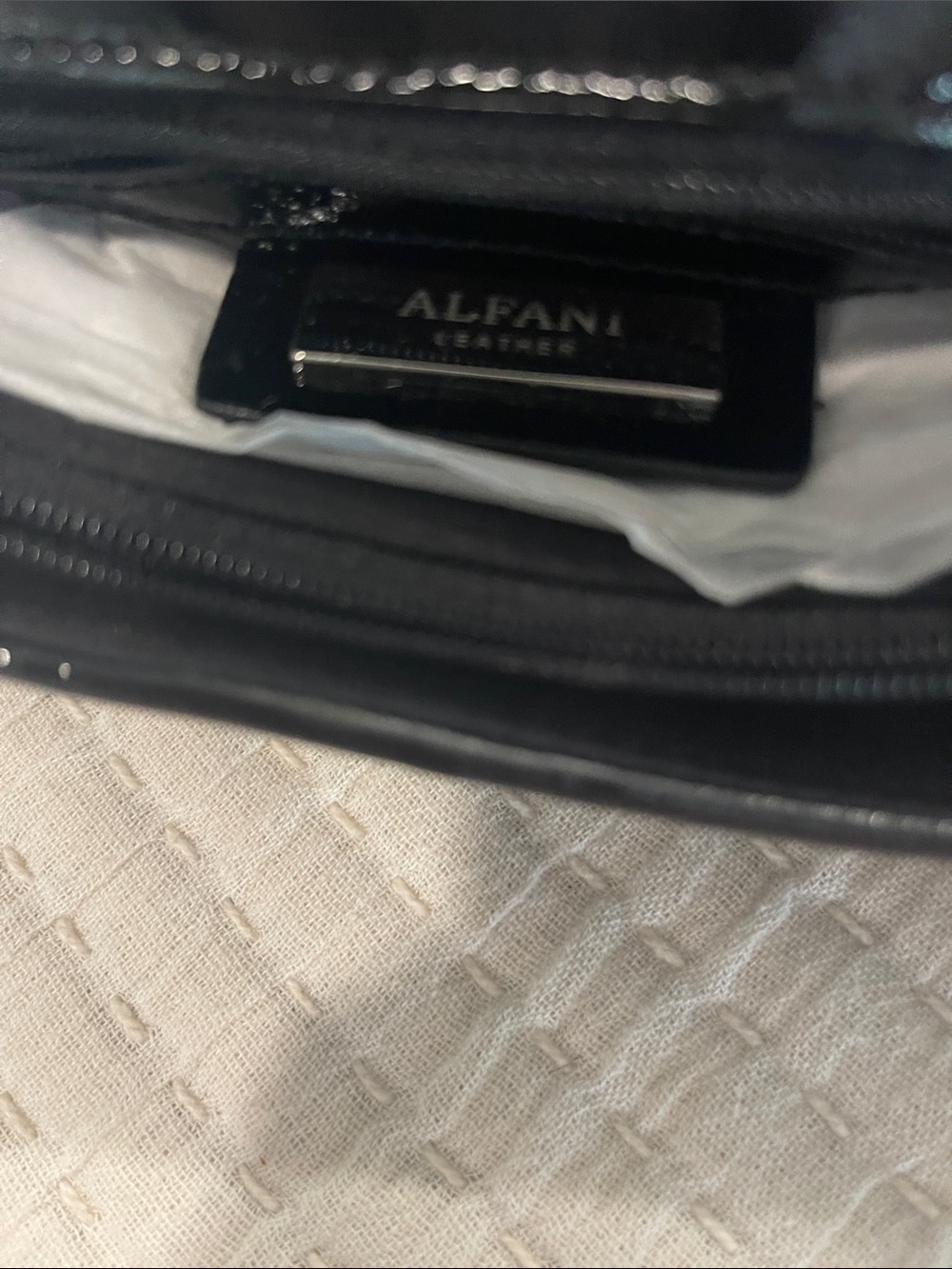 Alfani Black and White Zebra-Print Wristlet Clutch - Picture 3 of 8